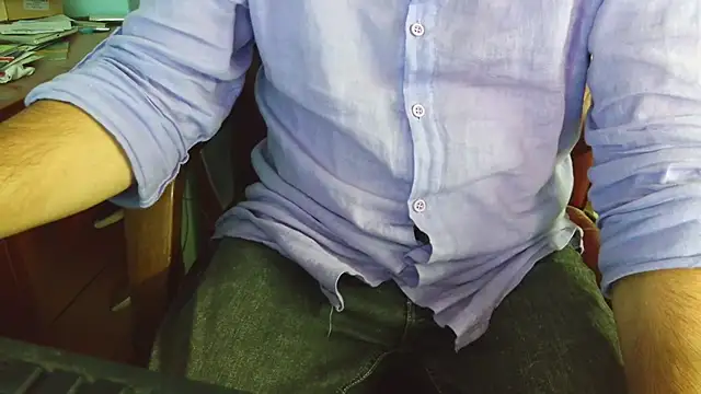 smoothandtiny online show from 09/28/25, 07:14