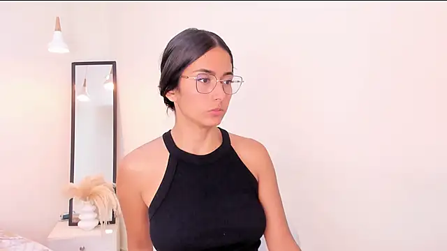 your khloe online show from 04/18/26, 01:48