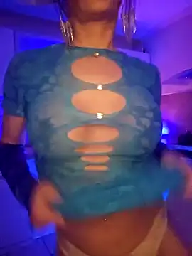 Luna Kitanna online show from 12/06/24, 10:19