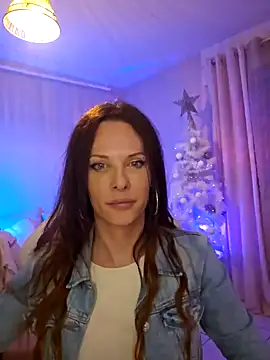 Luna Kitanna online show from 12/15/24, 08:15