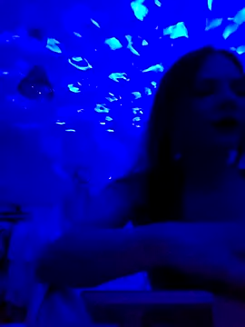 Luna Kitanna online show from 09/12/25, 09:26