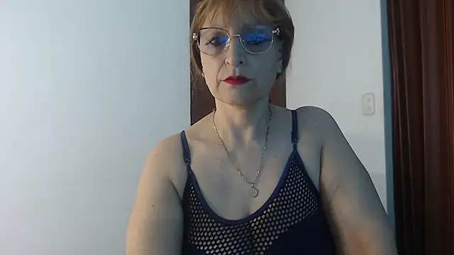 Lilly macflyy online show from 11/17/25, 05:30