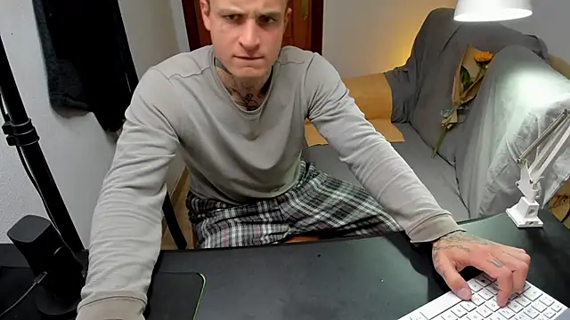 layneinchains online show from 04/21/26, 03:07