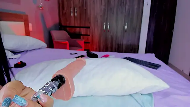 hannnasmith online show from 01/19/26, 01:53