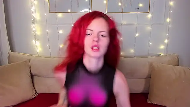 Snapshot of RubyAttwood chatting on 02/02/25, 06:26 RubyAttwood online show from 02/02/25, 06:26