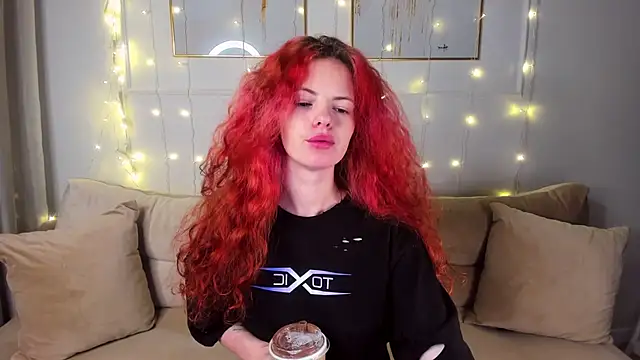 Snapshot of RubyAttwood chatting on 03/08/25, 05:01 RubyAttwood online show from 03/08/25, 05:01