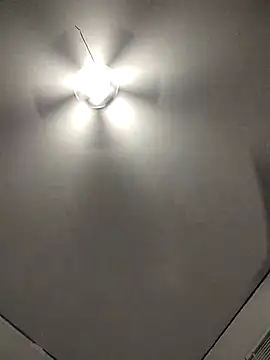 Snapshot of juniorpr69 chatting on 12/18/25, 07:03 juniorpr69 online show from 12/18/25, 07:03