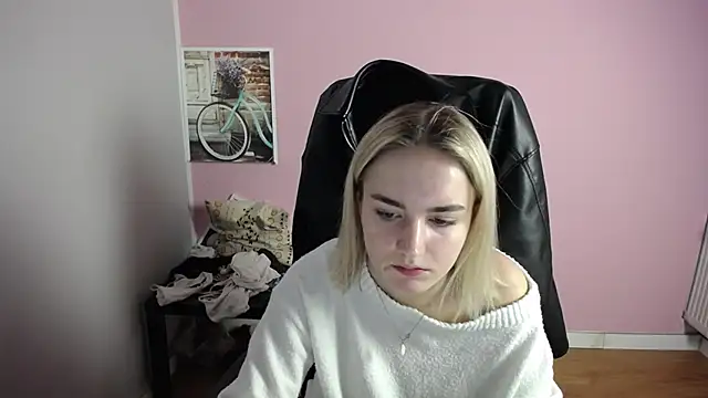 viktoria lovely online show from 04/22/26, 06:27