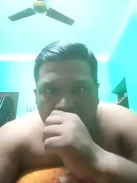 Snapshot of ssamit0808 chatting on 12/28/24, 08:15 ssamit0808 online show from 12/28/24, 08:15