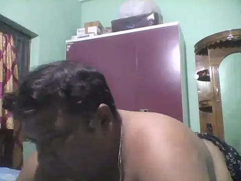 Snapshot of ssamit0808 chatting on 06/25/26, 05:28 ssamit0808 online show from 06/25/26, 05:28