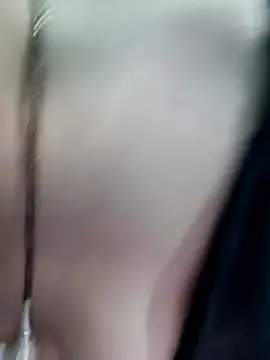 Snapshot of samaya-21 chatting on 12/17/24, 05:04 samaya-21 online show from 12/17/24, 05:04