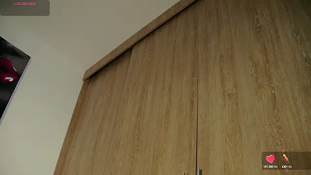 aidaadams online show from 09/18/25, 10:17