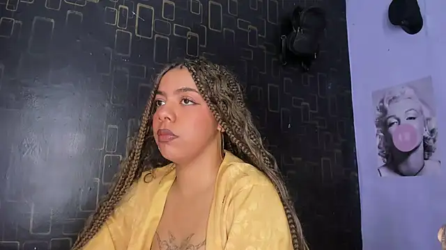 Alika01 online show from 03/07/25, 03:49