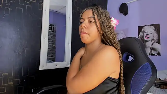 Alika01 online show from 03/14/25, 11:32