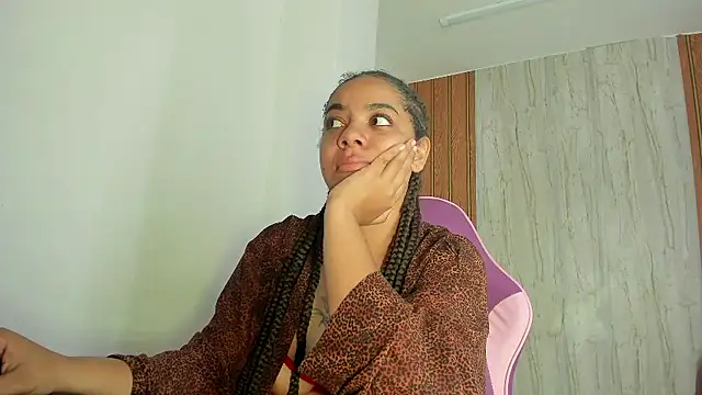 Alika01 online show from 10/10/25, 05:12