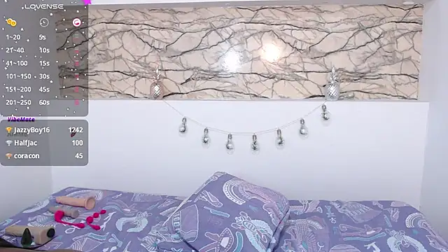 Snapshot of NicholScully chatting on 02/05/25, 05:20 NicholScully online show from 02/05/25, 05:20