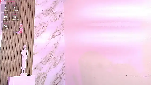 Snapshot of NicholScully chatting on 10/19/25, 10:43 NicholScully online show from 10/19/25, 10:43