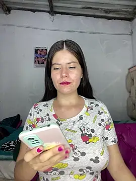 Hotnightsexxx online show from 02/15/25, 10:42