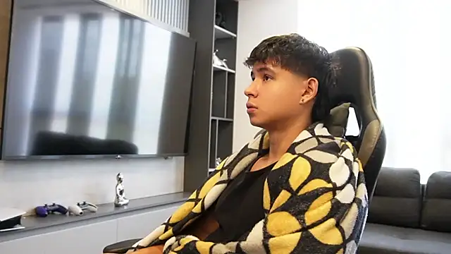 Bray Kevin online show from 04/26/26, 04:59