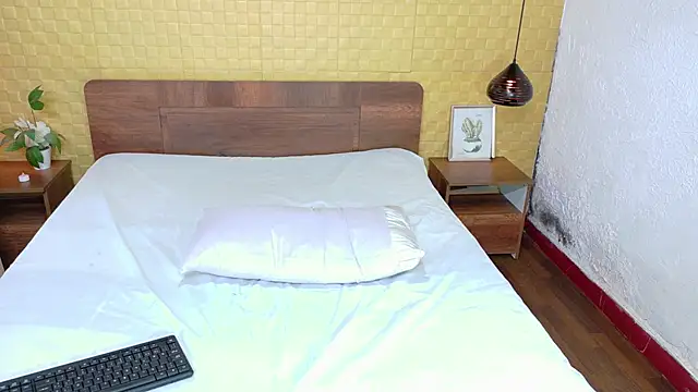 Mrs booty online show from 01/10/25, 06:28