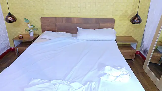 Mrs booty online show from 09/29/25, 02:00