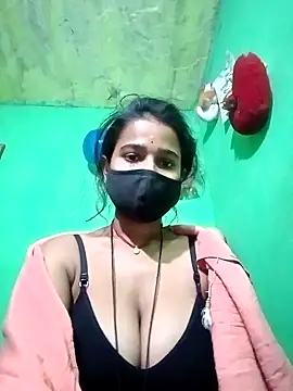 Snapshot of Cuti_jiyax chatting on 12/18/24, 05:59 Cuti jiyax online show from 12/18/24, 05:59