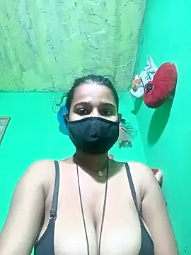 Snapshot of Cuti_jiyax chatting on 12/25/24, 06:09 Cuti jiyax online show from 12/25/24, 06:09