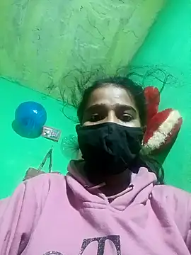 Snapshot of Cuti_jiyax chatting on 12/30/24, 02:31 Cuti jiyax online show from 12/30/24, 02:31