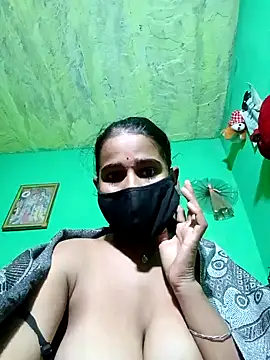 Snapshot of Cuti_jiyax chatting on 01/05/25, 04:48 Cuti jiyax online show from 01/05/25, 04:48