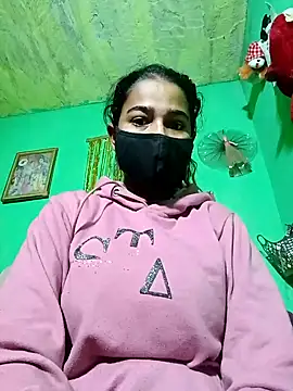 Snapshot of Cuti_jiyax chatting on 01/13/25, 02:39 Cuti jiyax online show from 01/13/25, 02:39