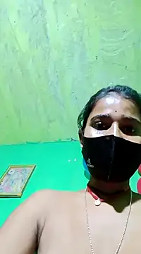 Snapshot of Cuti_jiyax chatting on 02/23/25, 10:39 Cuti jiyax online show from 02/23/25, 10:39