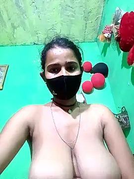 Snapshot of Cuti_jiyax chatting on 02/28/25, 06:32 Cuti jiyax online show from 02/28/25, 06:32