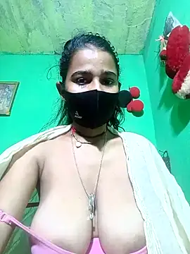 Snapshot of Cuti_jiyax chatting on 03/05/25, 05:07 Cuti jiyax online show from 03/05/25, 05:07