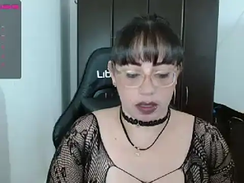 natashasmithe online show from 12/30/24, 03:25