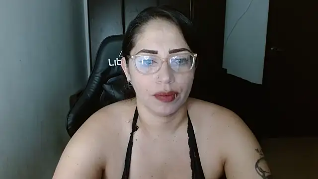 natashasmithe online show from 02/13/25, 12:32