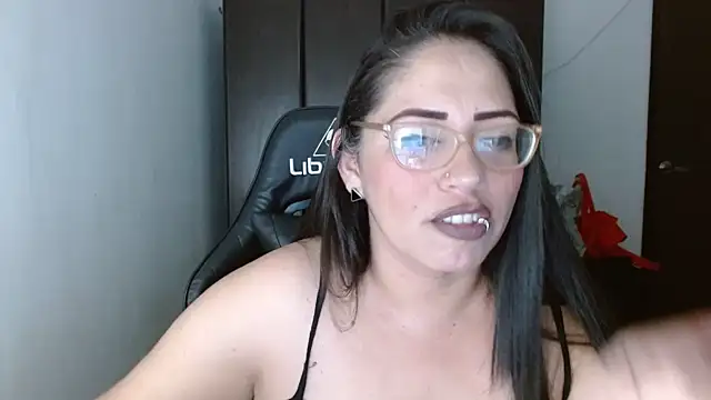 natashasmithe online show from 03/03/25, 06:37