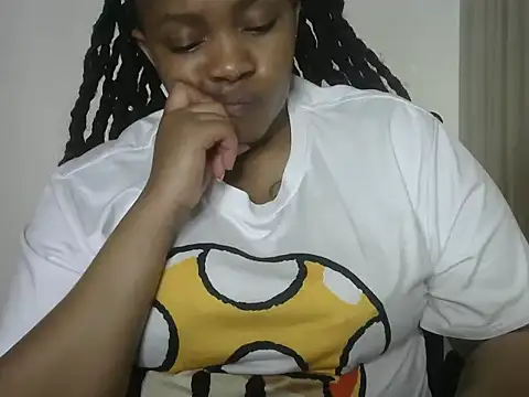 Snapshot of Brown_sexy chatting on 01/18/25, 09:34 Brown sexy online show from 01/18/25, 09:34