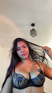 IsabelaVanegas  online show from 02/09/26, 05:06