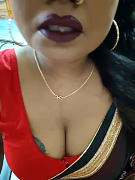 Snapshot of YR-SHIVANI chatting on 04/27/26, 06:22 YR-SHIVANI online show from 04/27/26, 06:22