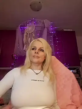 Angeldevilus online show from 10/19/25, 01:17