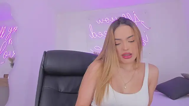 Abby-me online show from 01/18/25, 11:43