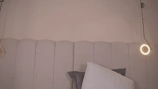 Abby-me online show from 10/19/25, 12:50