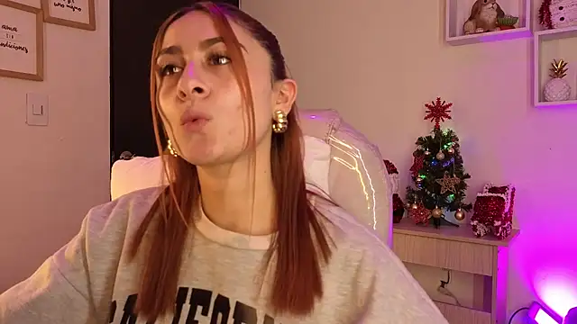 Tiarha online show from 11/18/25, 04:17