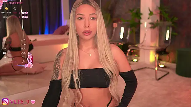 violettabunny03 online show from 03/12/25, 10:28