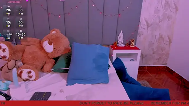 Snapshot of JulianaMiller chatting on 12/30/24, 06:09 JulianaMiller online show from 12/30/24, 06:09