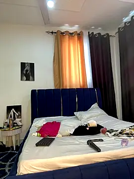 Snapshot of t-Booty_risky_ chatting on 09/25/25, 10:08 t-Booty risky online show from 09/25/25, 10:08