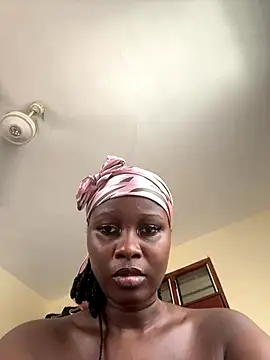 t-Booty risky  online show from 12/18/25, 07:36