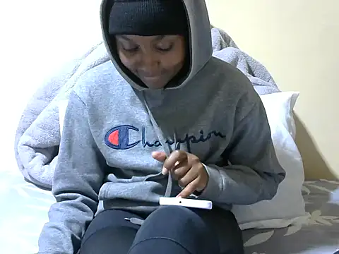 Snapshot of Sweet_kelsiey chatting on 06/02/26, 11:18 Sweet kelsiey online show from 06/02/26, 11:18