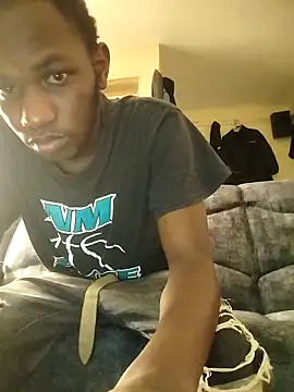 Snapshot of Sexy-prince chatting on 10/19/25, 08:37 Sexy-prince online show from 10/19/25, 08:37