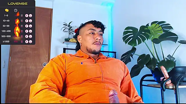 yosoy enzo2020 online show from 12/31/24, 03:55